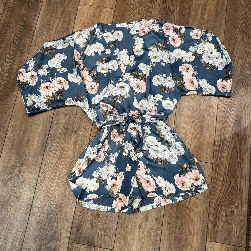 Floral Kimono Romper w/ matching fabric belt
